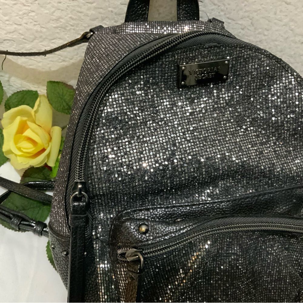 Discontinued Victoria's Secret Silver Sparkle Studded Small City Mini Backpack - Picture 14 of 14